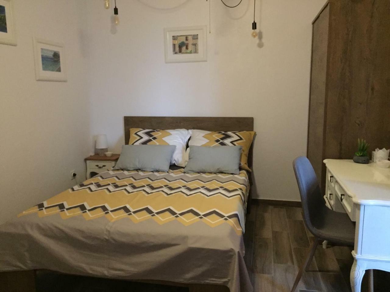 Boba'S House Apartman Sutivan Kültér fotó