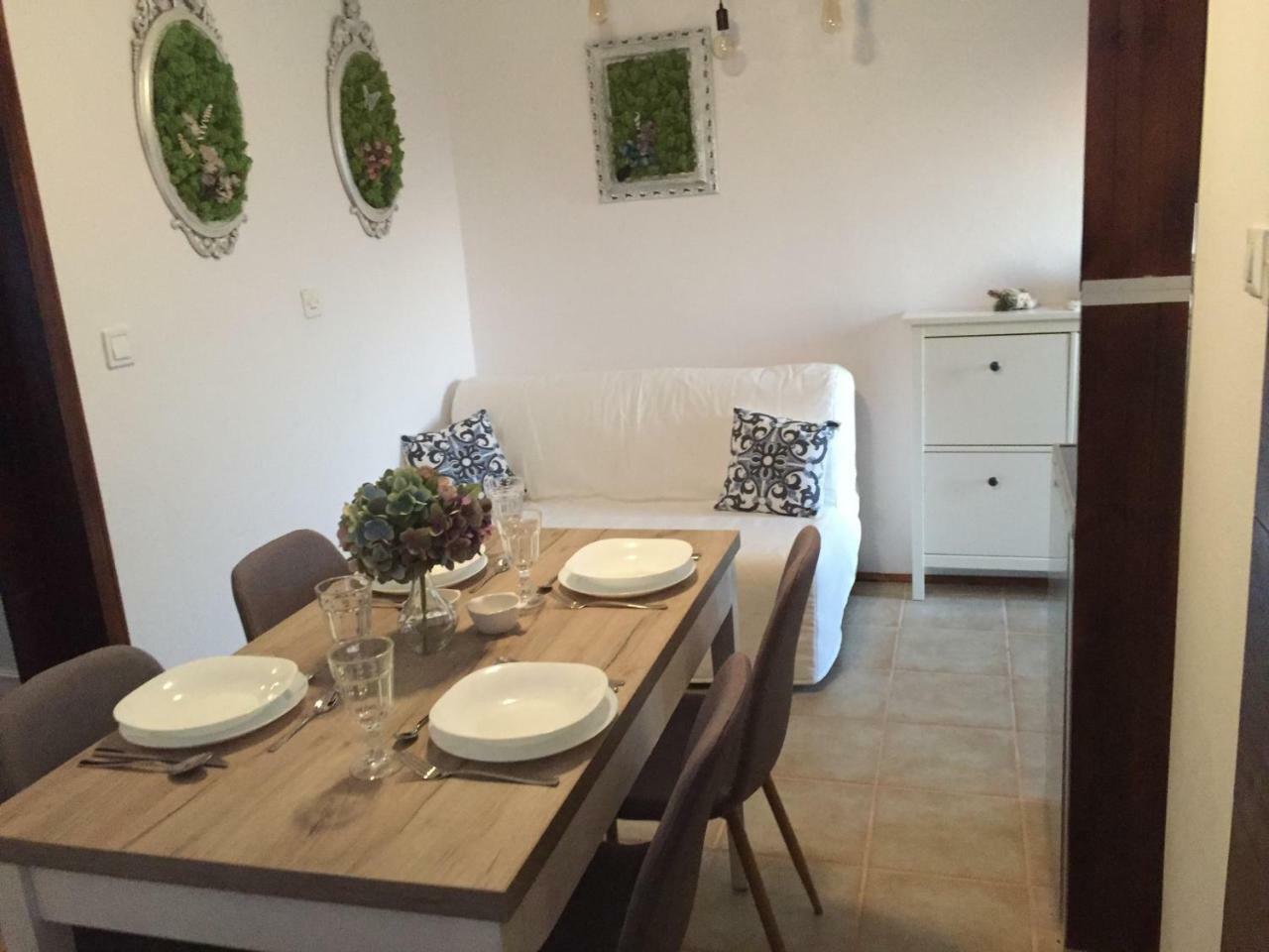 Boba'S House Apartman Sutivan Kültér fotó