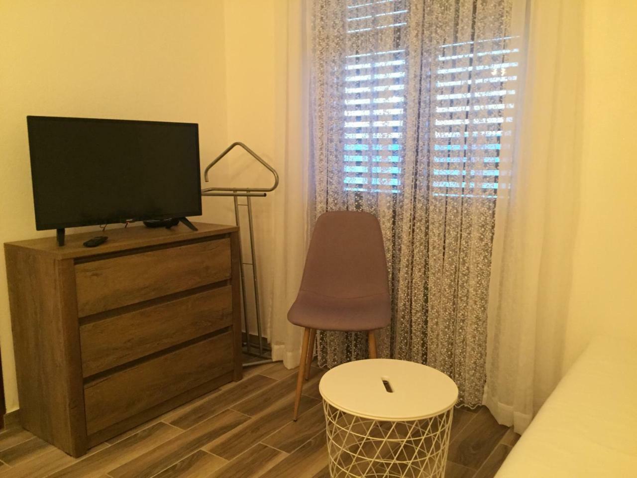 Boba'S House Apartman Sutivan Kültér fotó