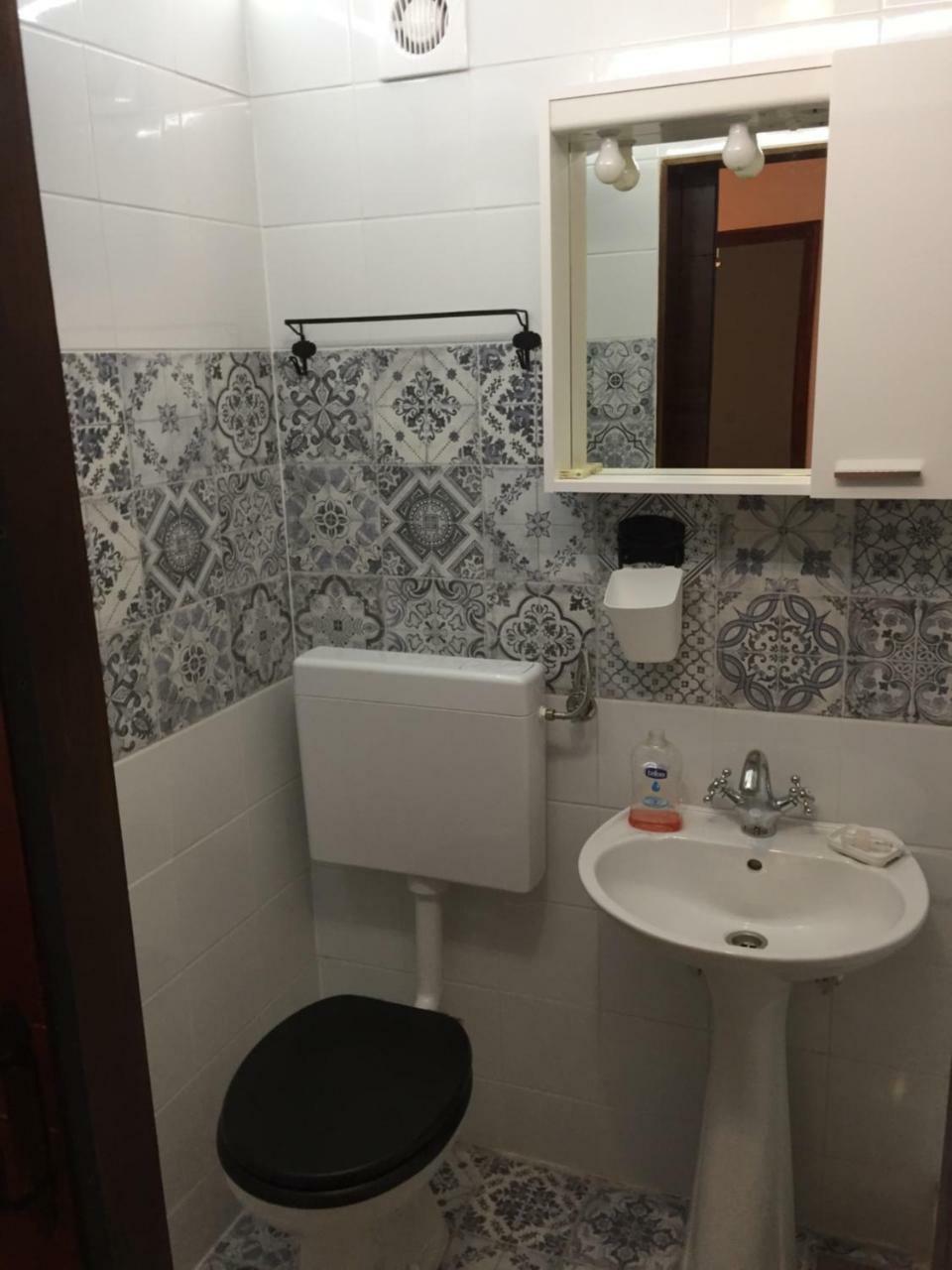 Boba'S House Apartman Sutivan Kültér fotó
