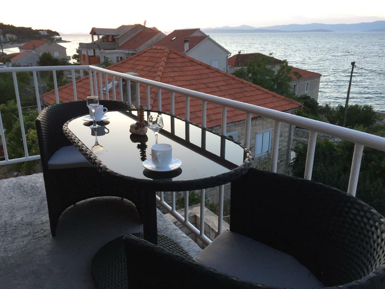 Boba'S House Apartman Sutivan Kültér fotó