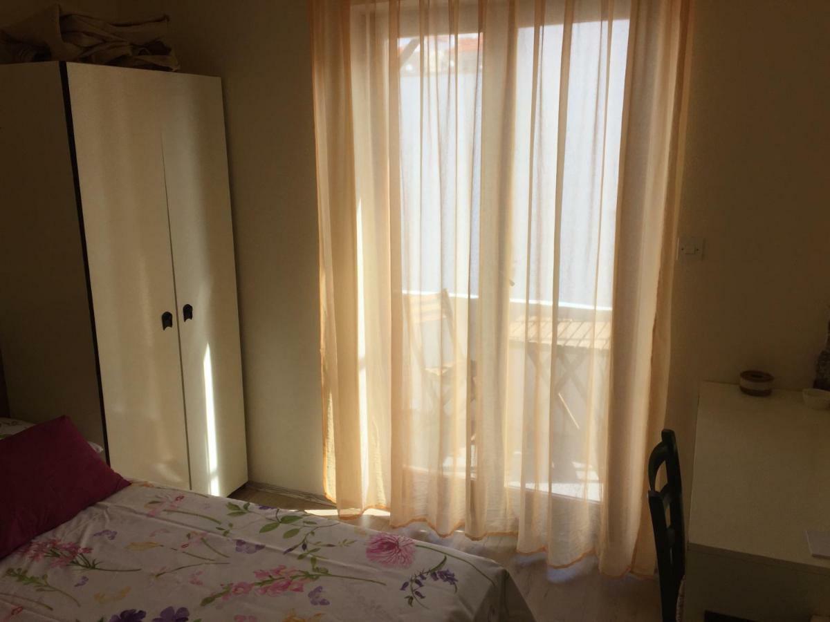 Boba'S House Apartman Sutivan Kültér fotó
